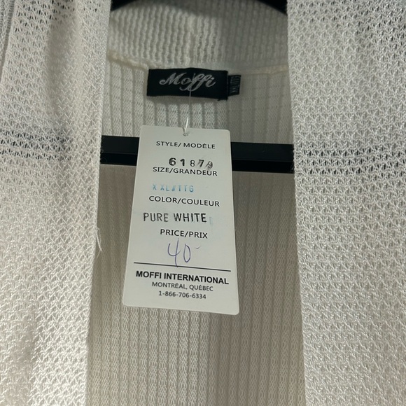 Elegant Cream Cardigan - Picture 4 of 5